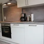 Travel Apartment *